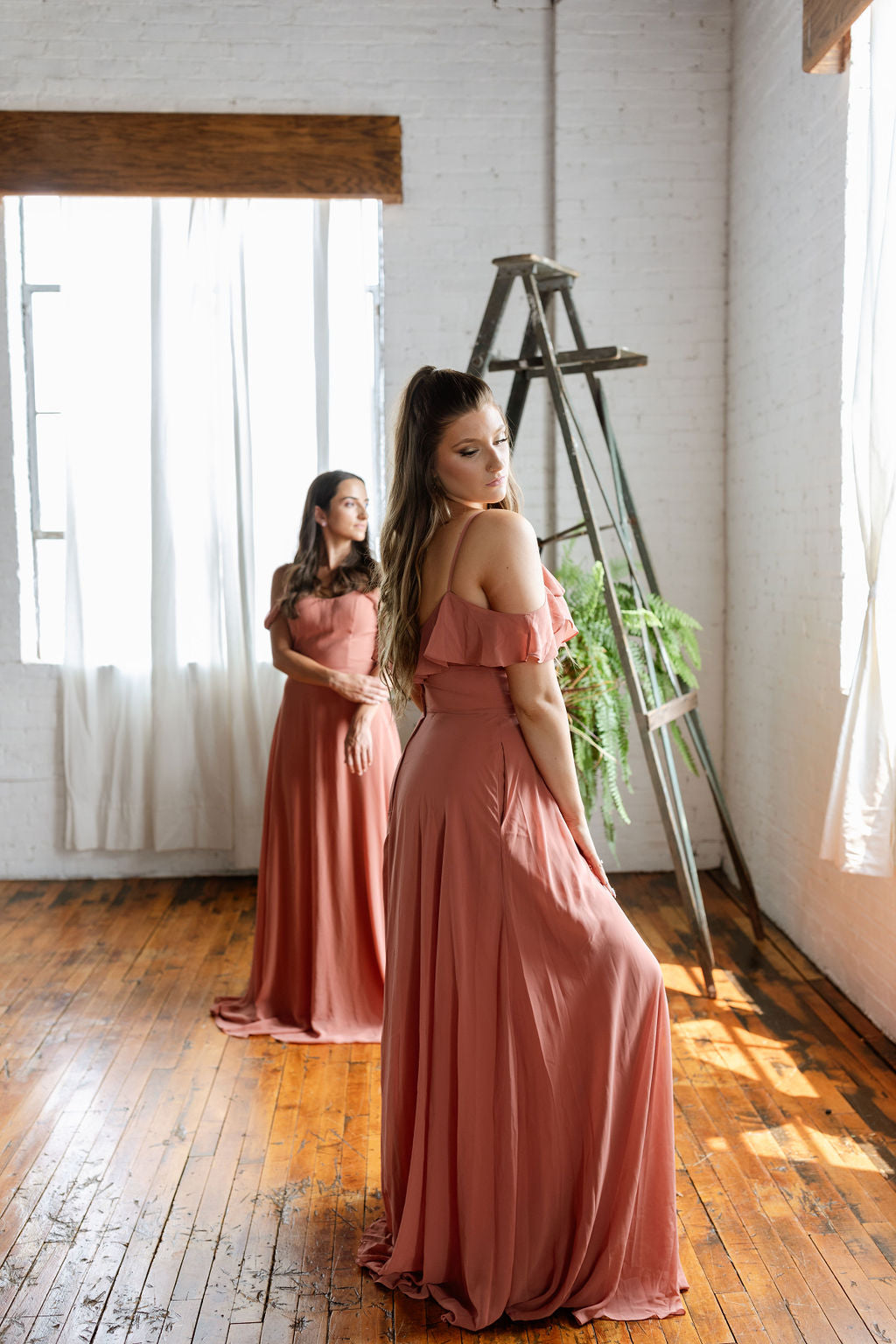 Cleo - Amber